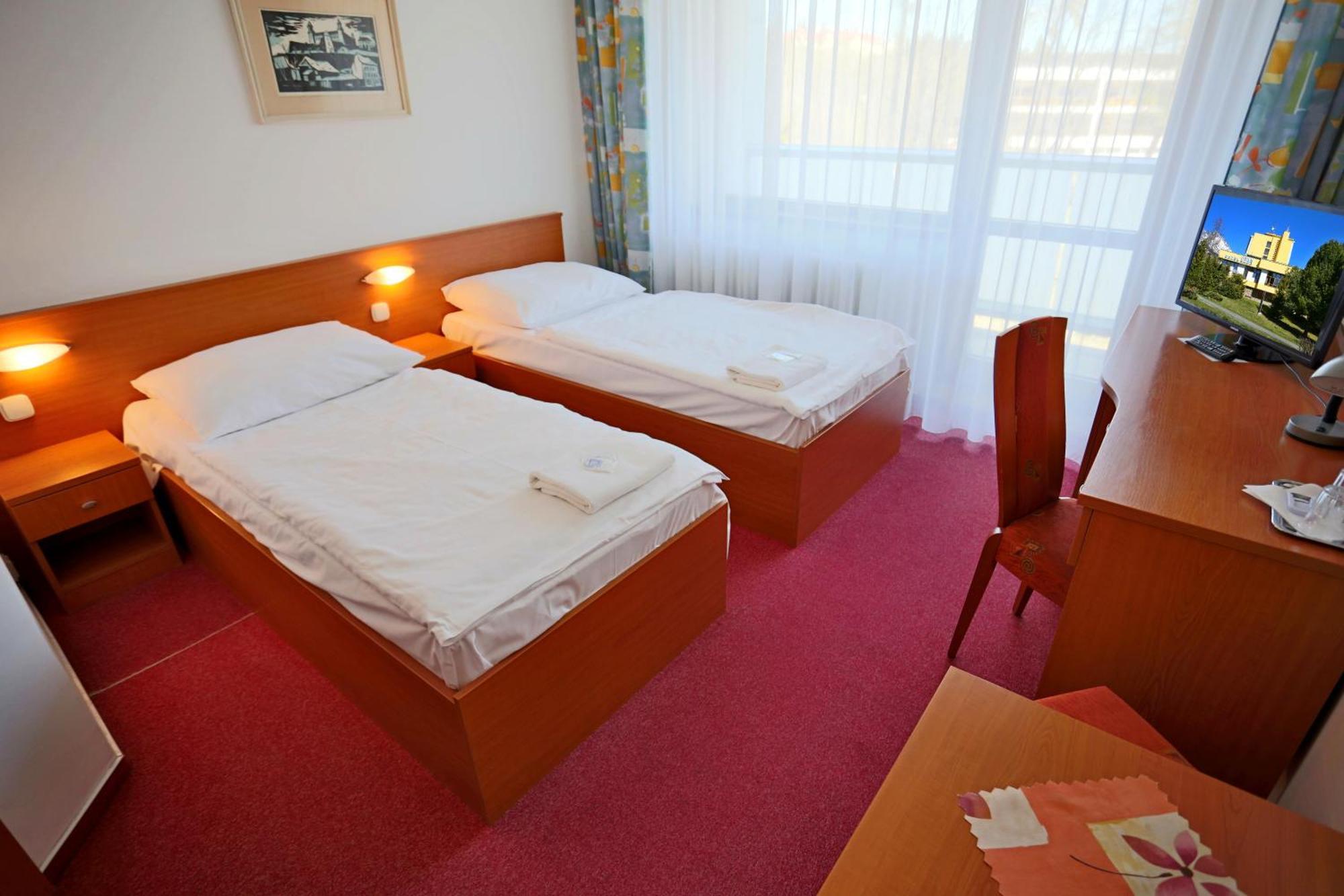 Hotel Sorea Uran Tatranska Lomnica Bagian luar foto