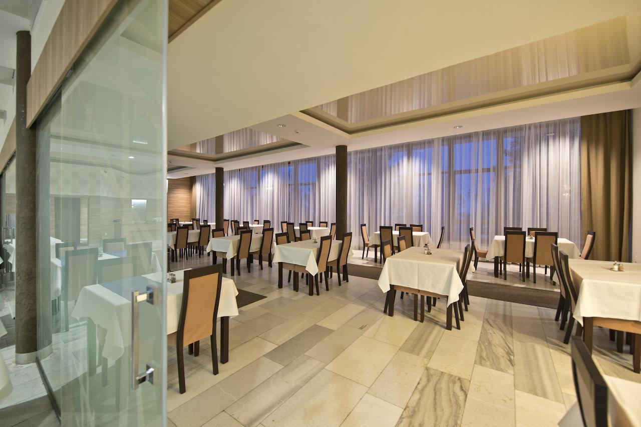 Hotel Sorea Uran Tatranska Lomnica Ruang foto