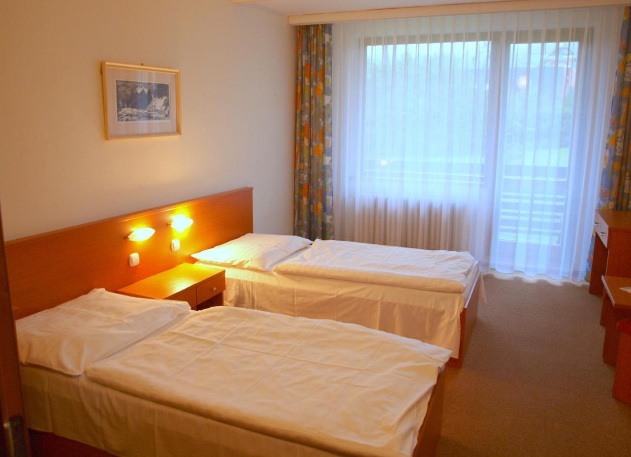 Hotel Sorea Uran Tatranska Lomnica Bagian luar foto